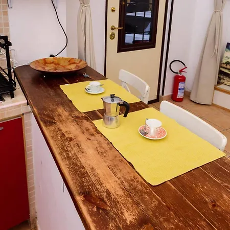 Locazione Turistica Via Caltanissetta Apartment *