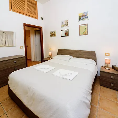 Locazione Turistica Via Caltanissetta Apartment Rome